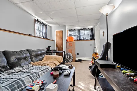 22 Westborn Drive Nashua NH 03062