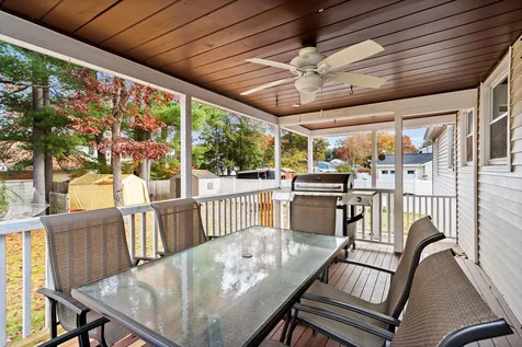 22 Westborn Drive Nashua NH 03062