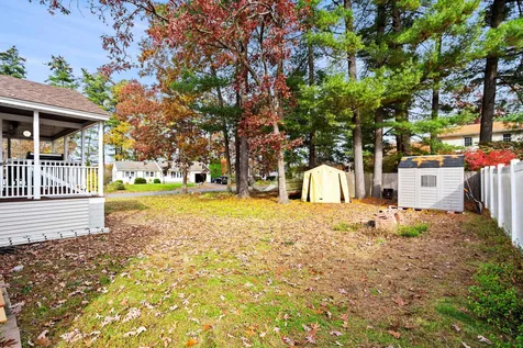 22 Westborn Drive Nashua NH 03062