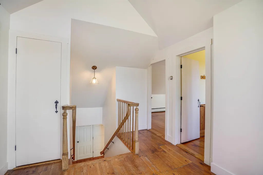 555 Abbot Hill Road Wilton NH 03086
