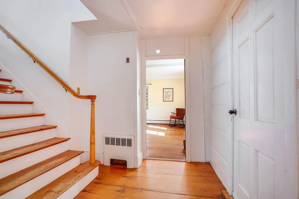 555 Abbot Hill Road Wilton NH 03086
