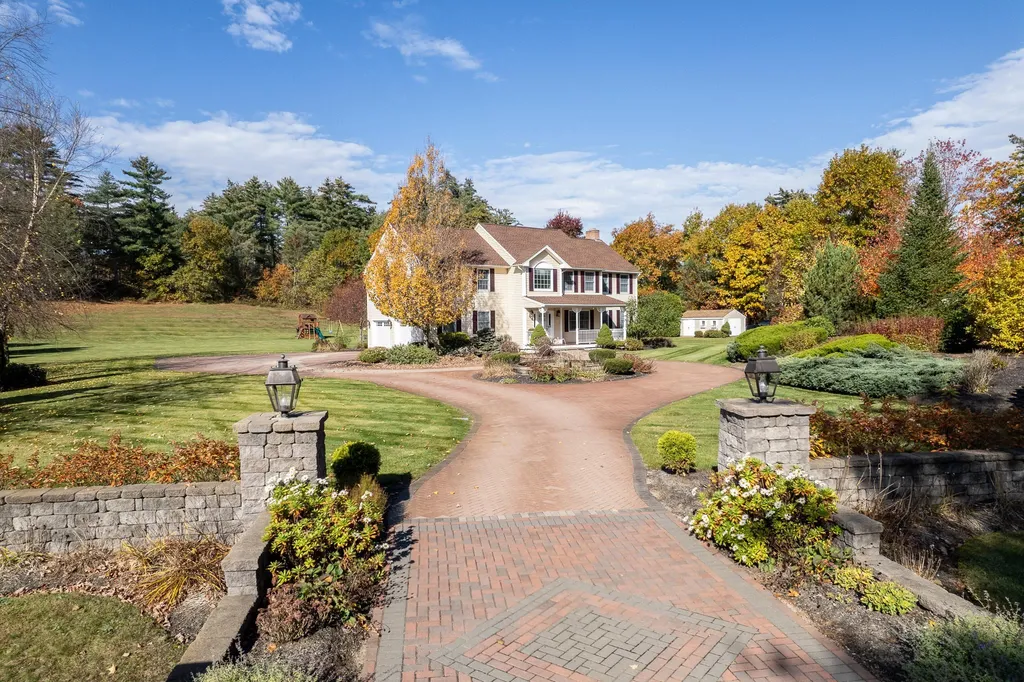 2 Kara Drive Chichester NH 03258