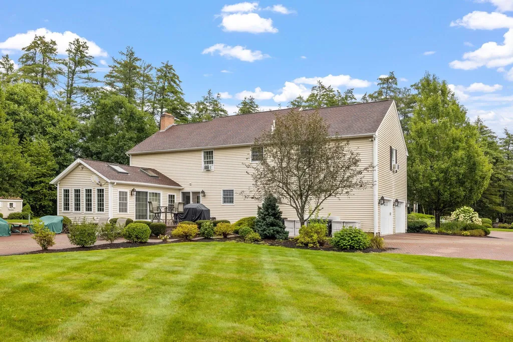 2 Kara Drive Chichester NH 03258