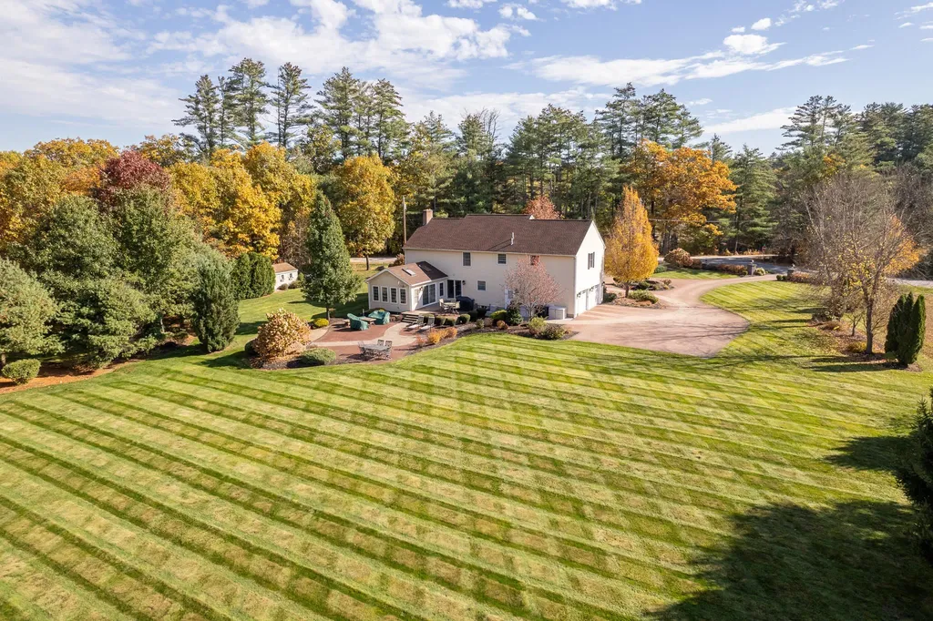 2 Kara Drive Chichester NH 03258