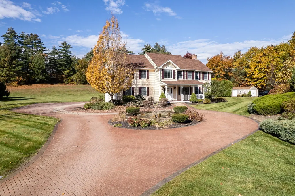 2 Kara Drive Chichester NH 03258