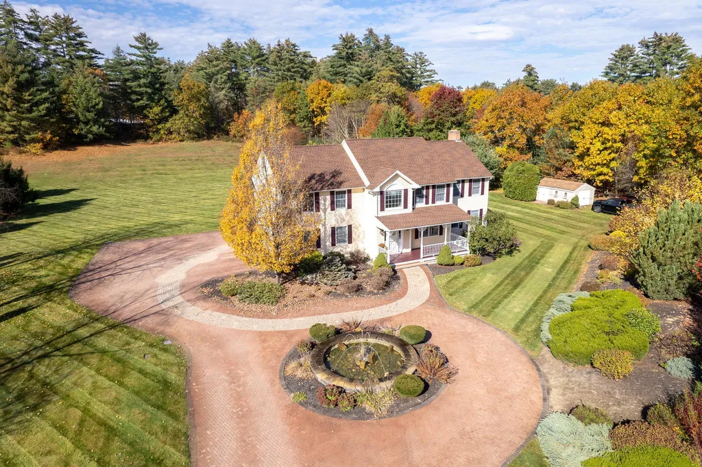 2 Kara Drive Chichester NH 03258