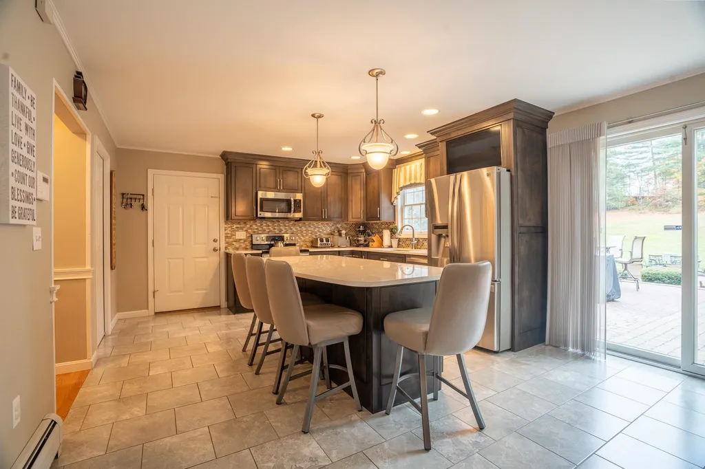 2 Kara Drive Chichester NH 03258