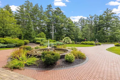 2 Kara Drive Chichester NH 03258
