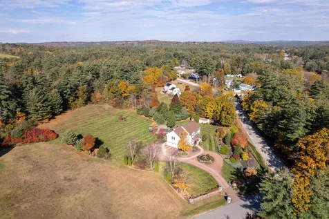 2 Kara Drive Chichester NH 03258