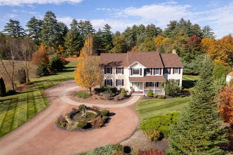 2 Kara Drive Chichester NH 03258