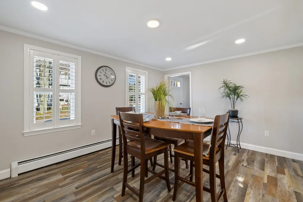 39 Cate Street Epping NH 03042