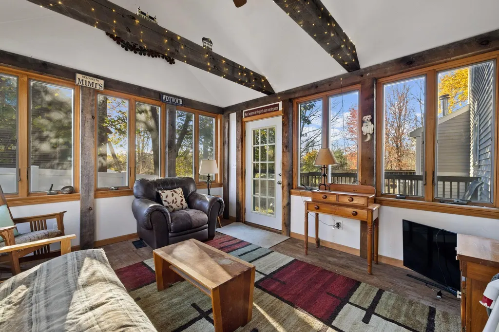 39 Cate Street Epping NH 03042