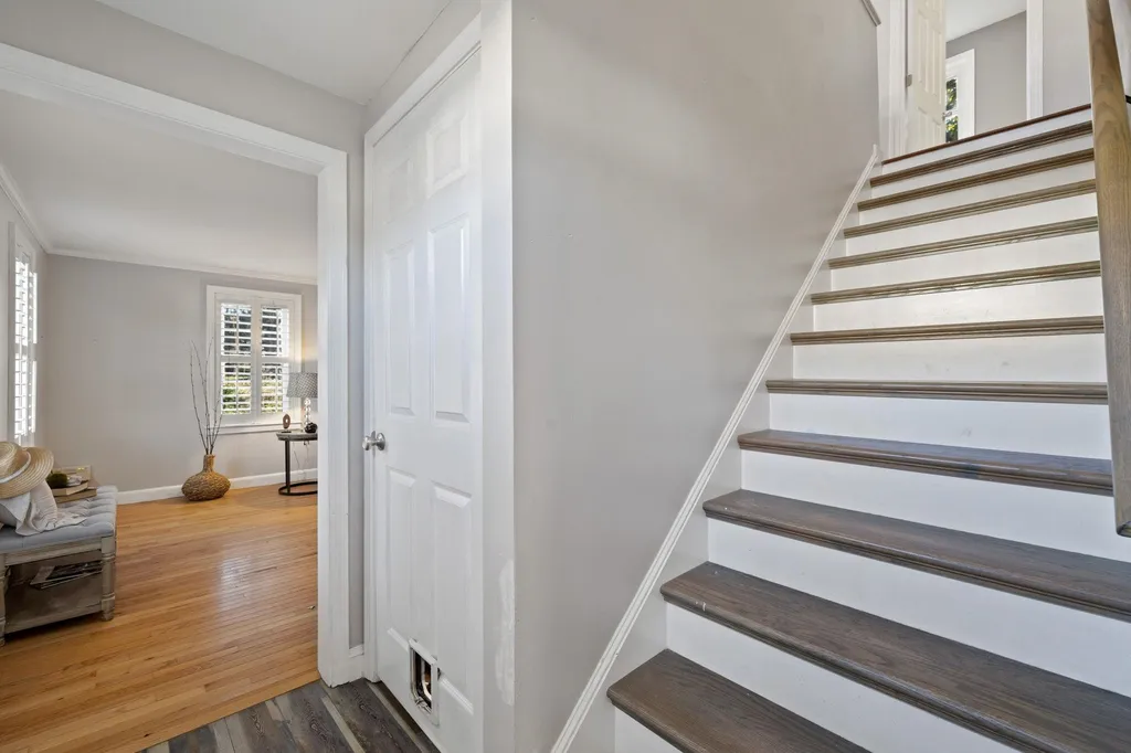 39 Cate Street Epping NH 03042