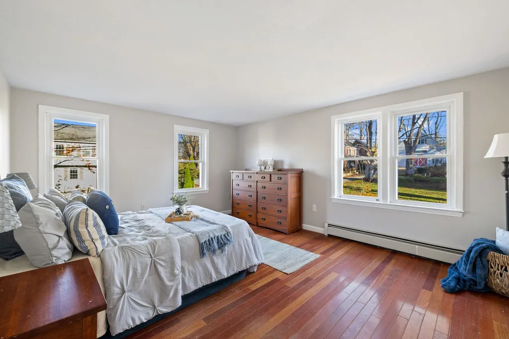 39 Cate Street Epping NH 03042