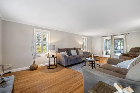 39 Cate Street Epping NH 03042