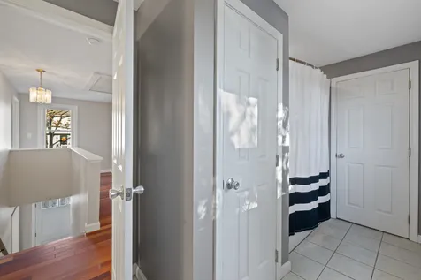39 Cate Street Epping NH 03042