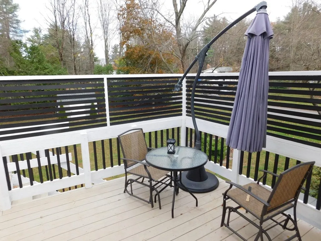 16 Lamplite Lane Williston VT 05495