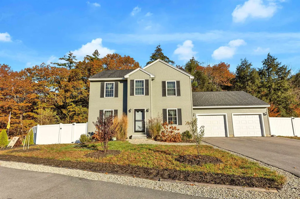 13 Richfield Way Wilton NH 03086