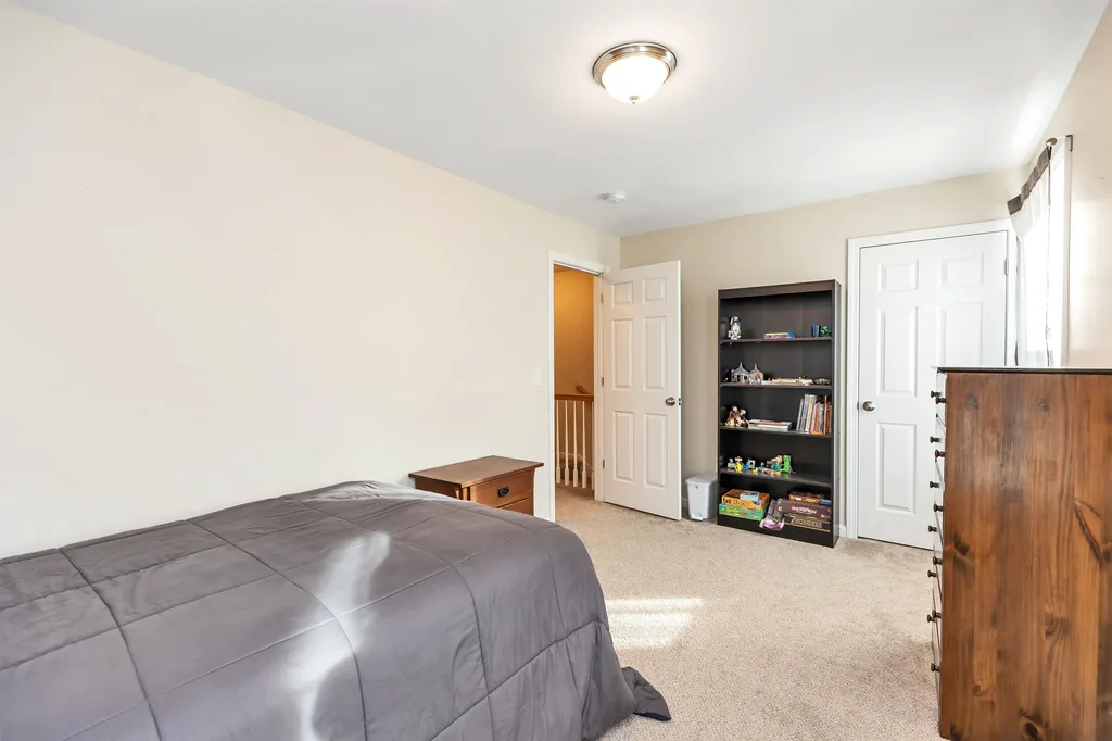 13 Richfield Way Wilton NH 03086