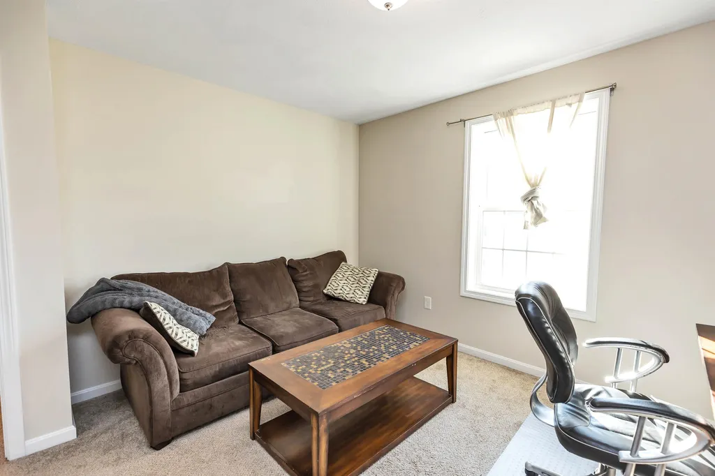 13 Richfield Way Wilton NH 03086