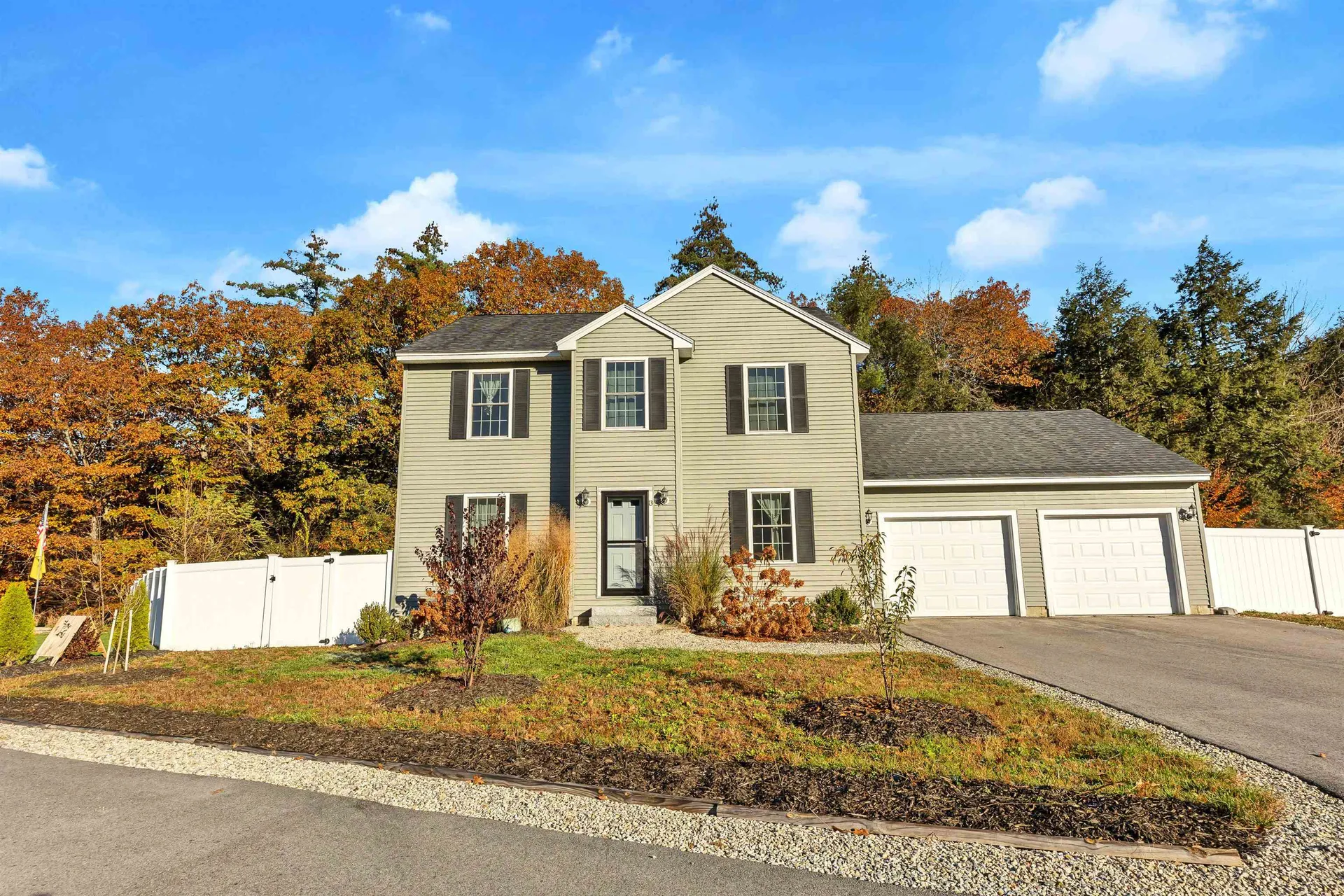 13 Richfield Way Wilton NH 03086
