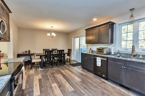 13 Richfield Way Wilton NH 03086
