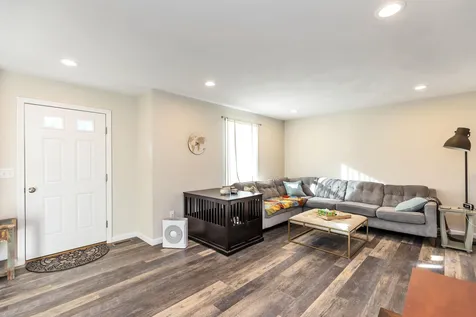 13 Richfield Way Wilton NH 03086