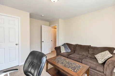 13 Richfield Way Wilton NH 03086
