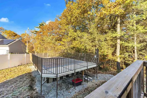 13 Richfield Way Wilton NH 03086