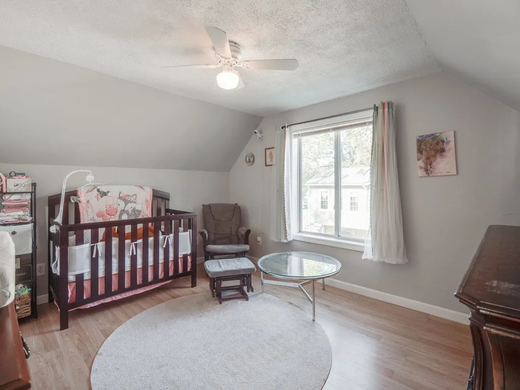 7 Pleasant Street Derry NH 03038