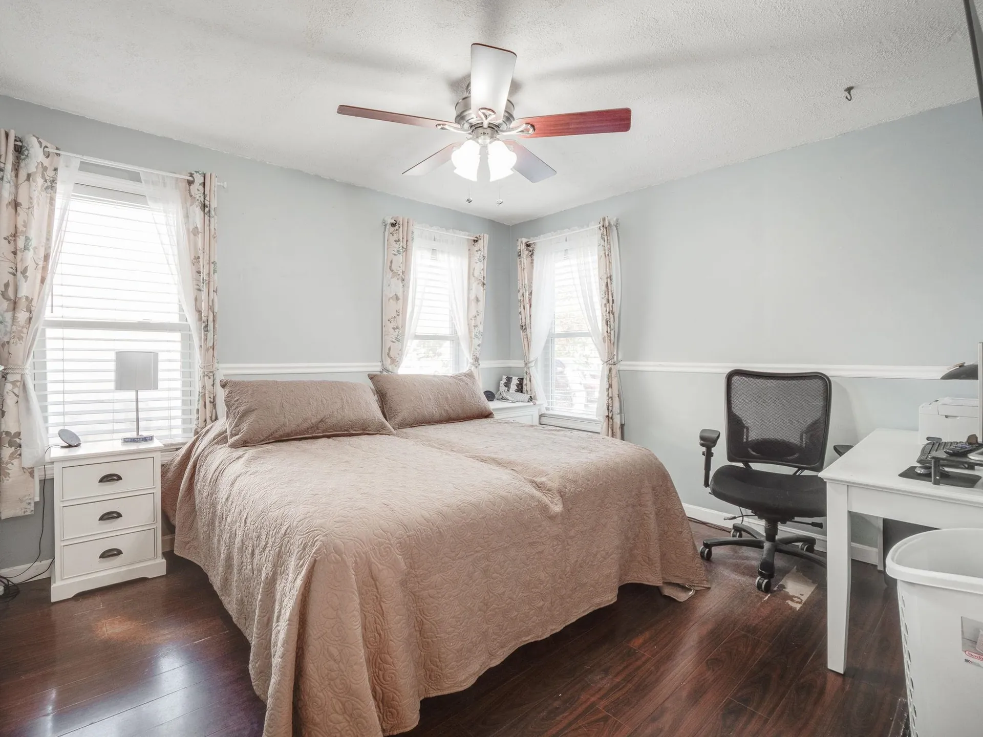 7 Pleasant Street Derry NH 03038
