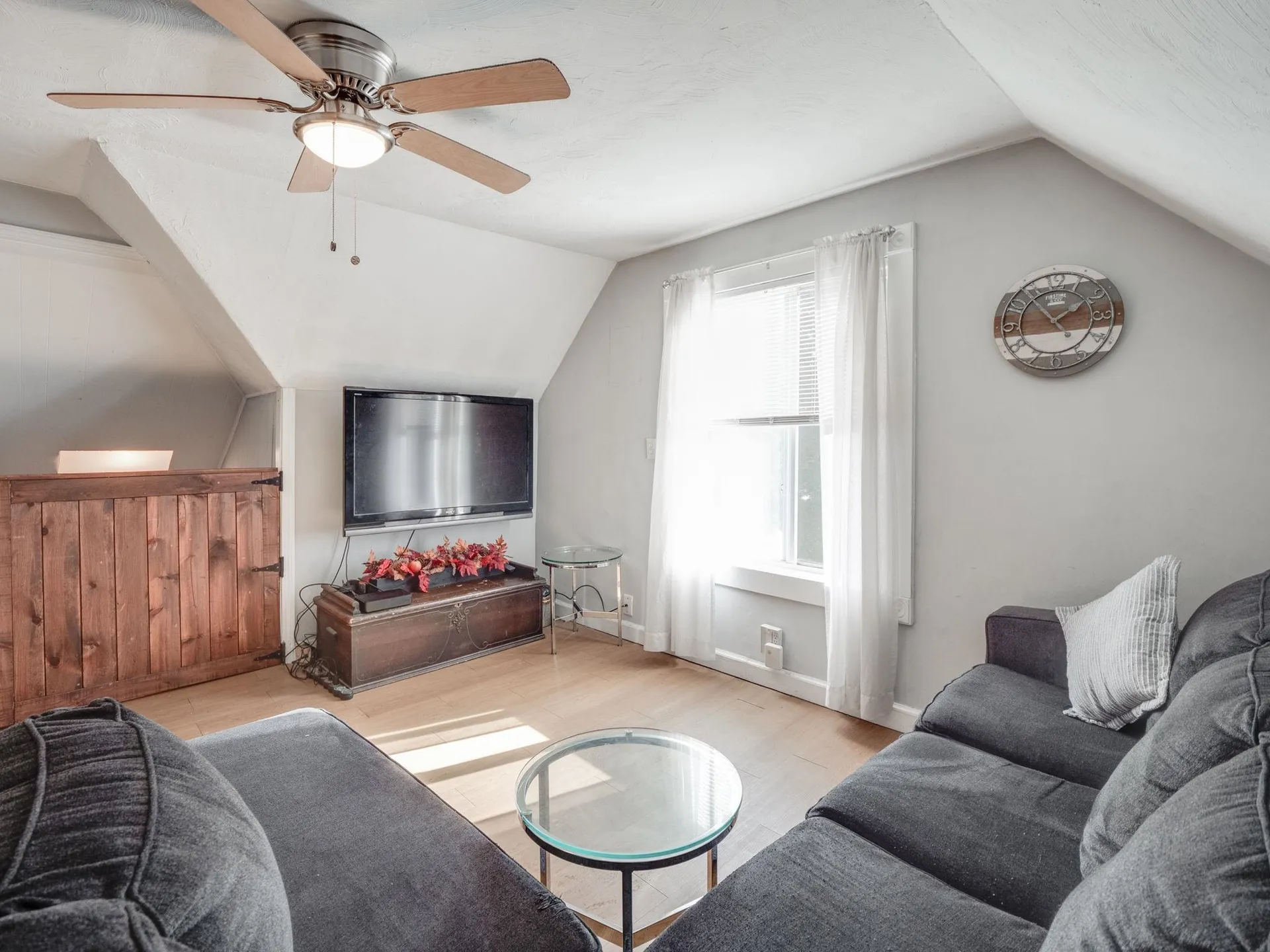 7 Pleasant Street Derry NH 03038