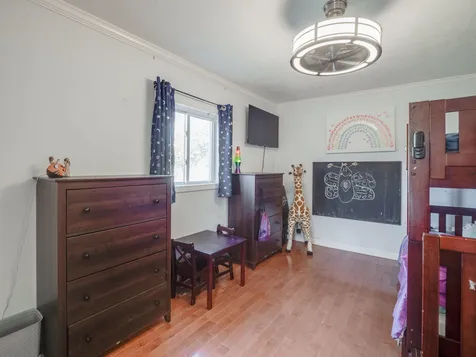 7 Pleasant Street Derry NH 03038