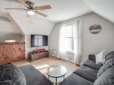 7 Pleasant Street Derry NH 03038