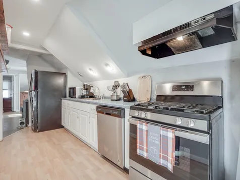 7 Pleasant Street Derry NH 03038