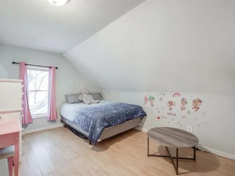 7 Pleasant Street Derry NH 03038