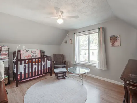 7 Pleasant Street Derry NH 03038