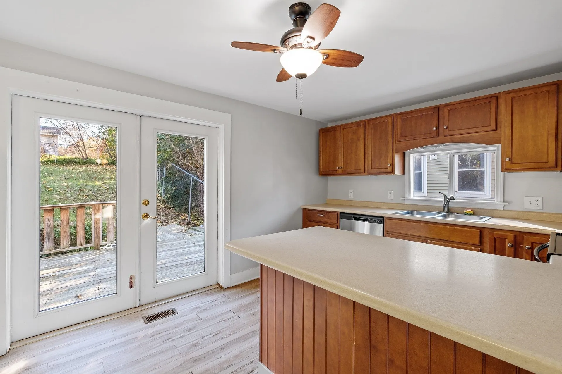 83 Pine Street Laconia NH 03246