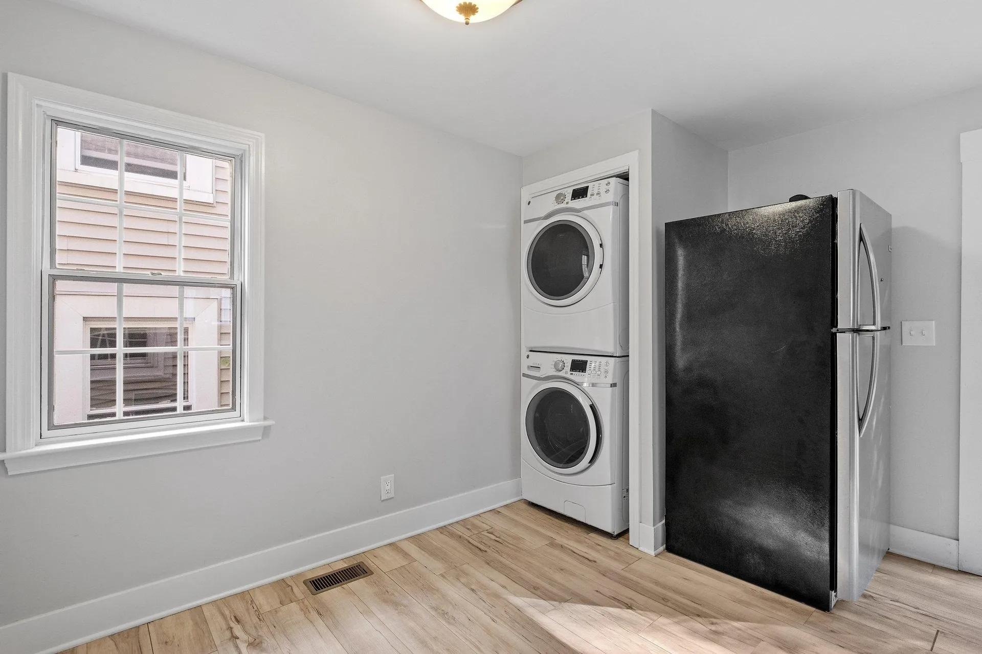83 Pine Street Laconia NH 03246