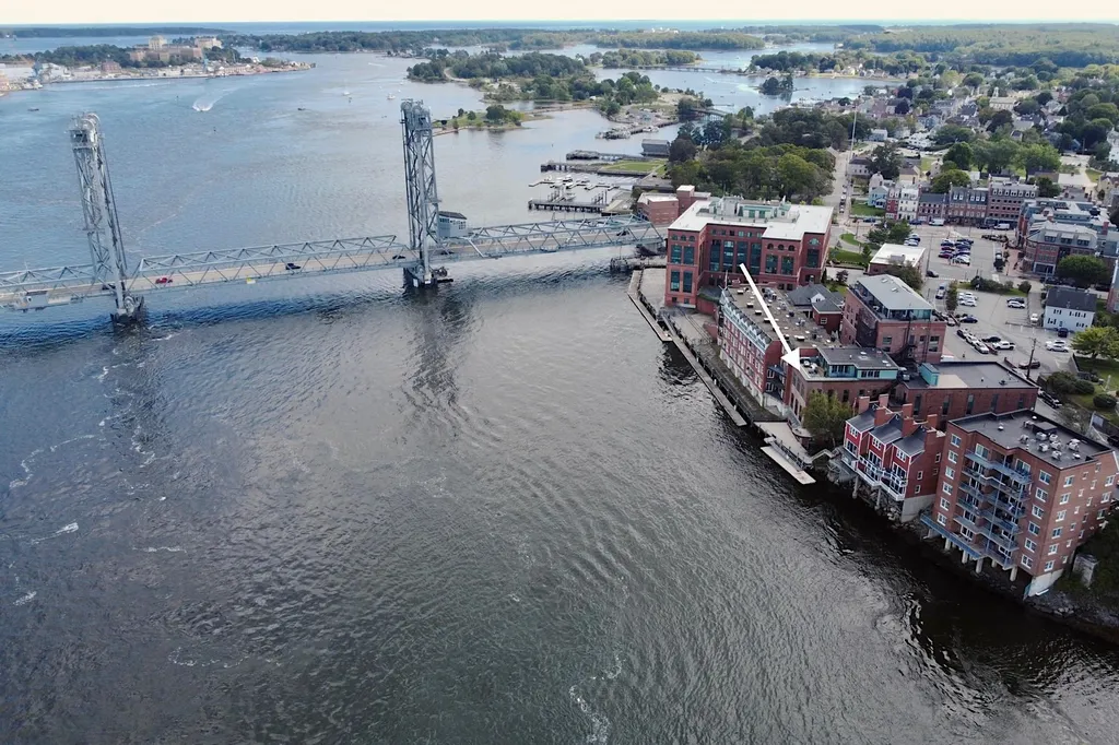 117 Bow Street Portsmouth NH 03801