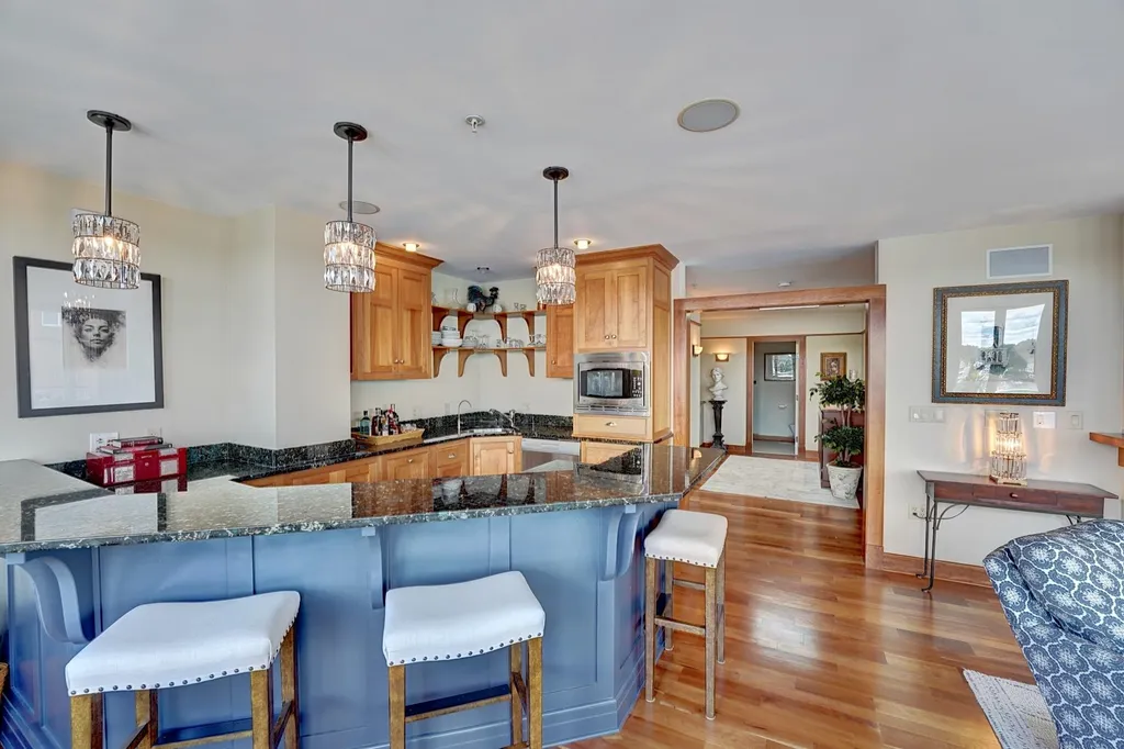 117 Bow Street Portsmouth NH 03801