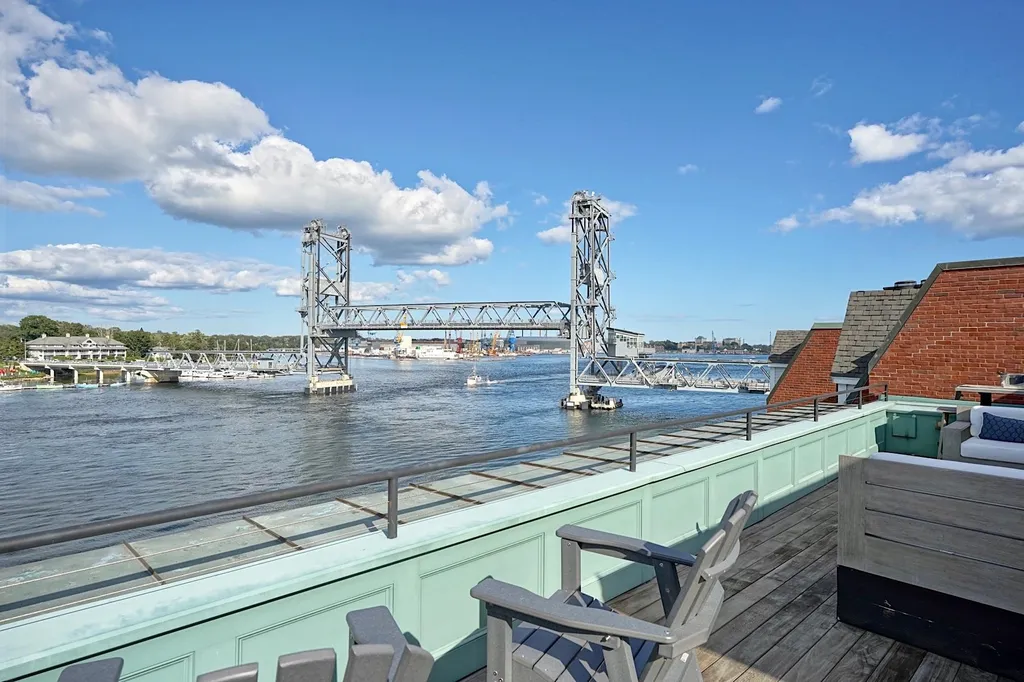 117 Bow Street Portsmouth NH 03801