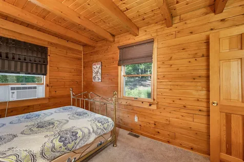 51 Old Barn Road Meredith NH 03253