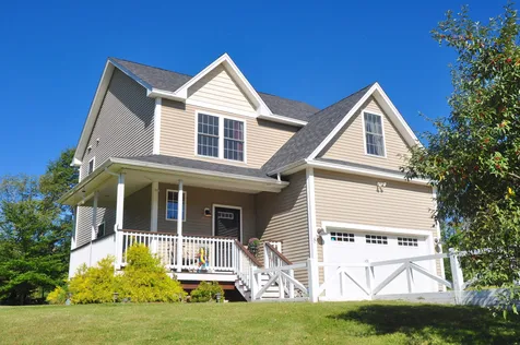 8 Browns Mill Road Deerfield NH 03037