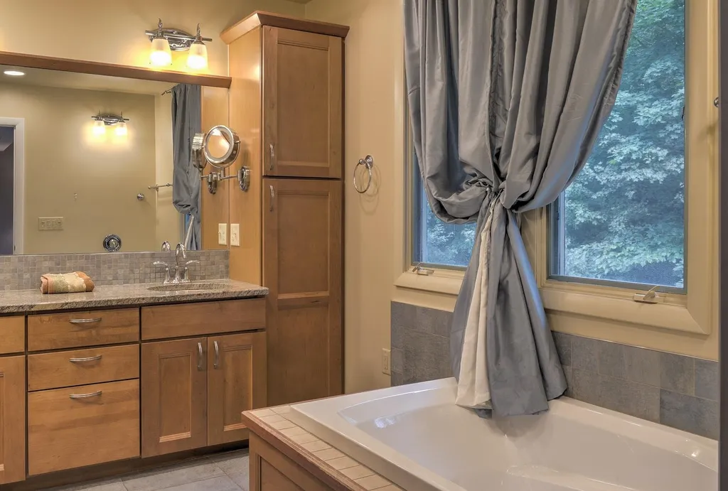 417 Pako Avenue Keene NH 03431