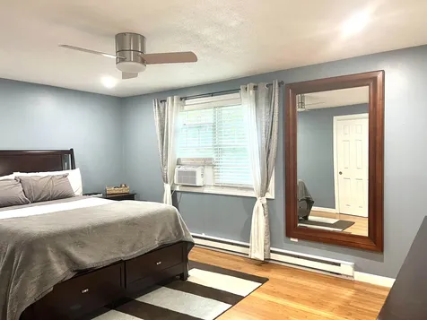 64 Boulder Drive Londonderry NH 03053