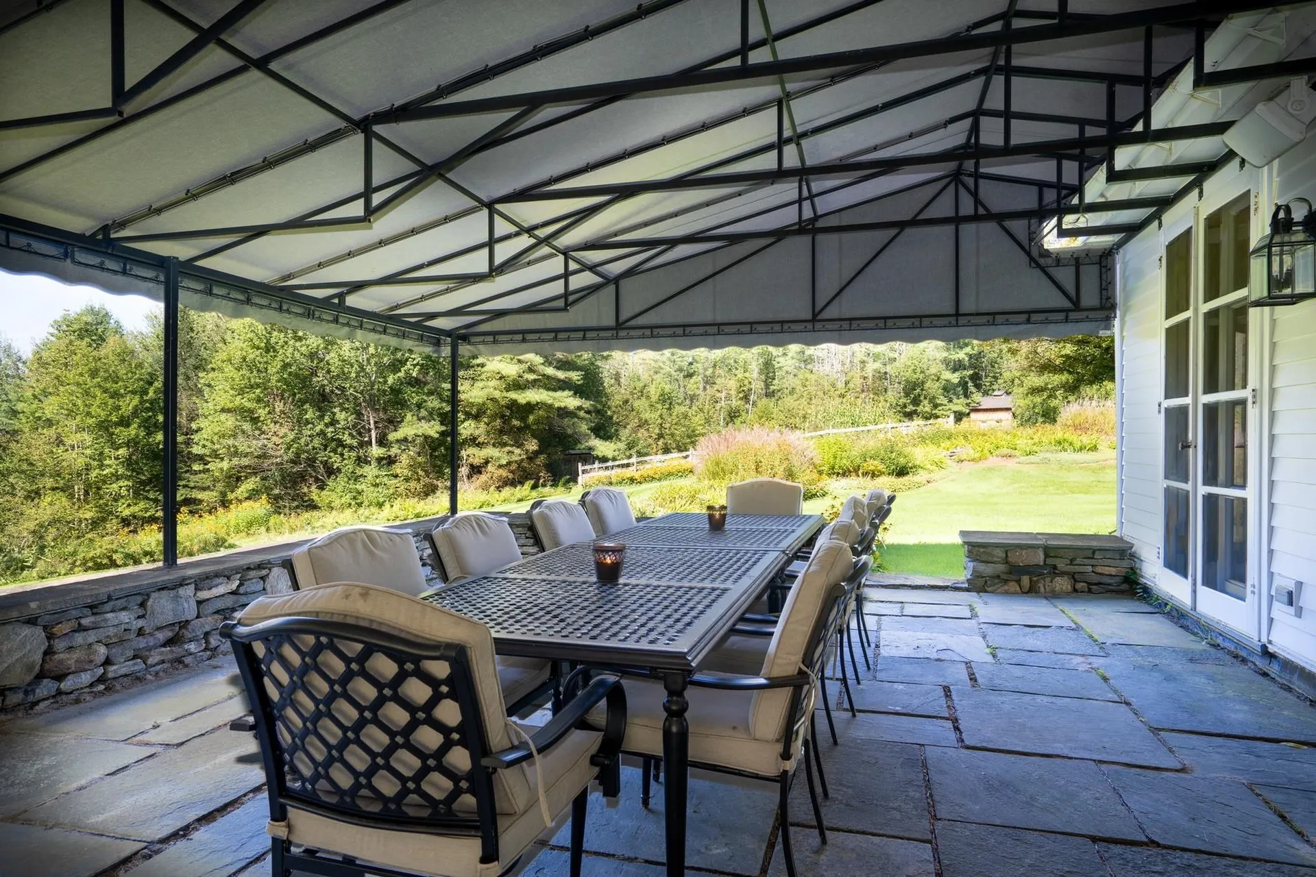 207 Brooks Lane Londonderry VT 05148