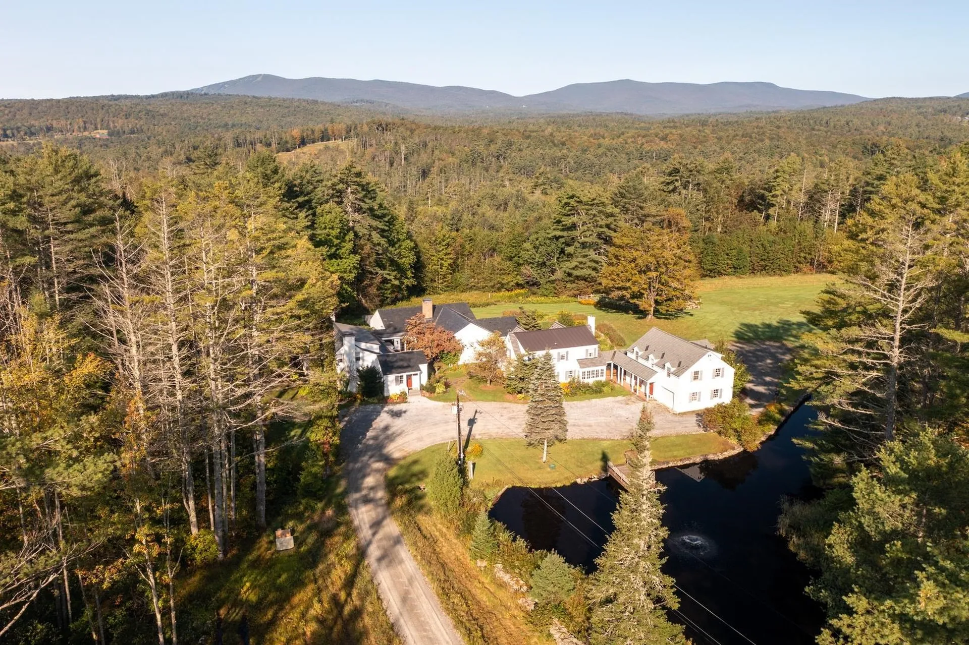 207 Brooks Lane Londonderry VT 05148