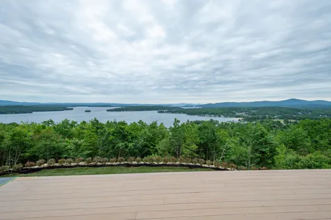 141 Akwa Vista Laconia NH 03246