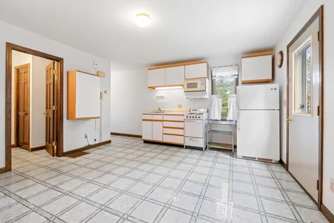 81 Eastview Drive Thetford VT 05043